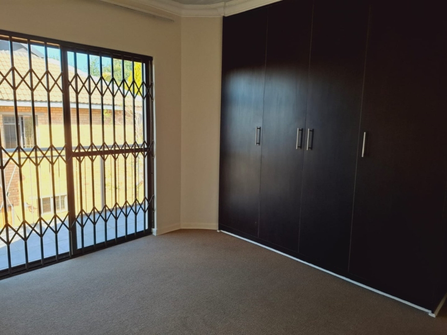 3 Bedroom Property for Sale in Langenhovenpark Free State